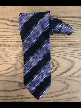 Beautiful Pavone Black, Purple and Silver Striped Tie